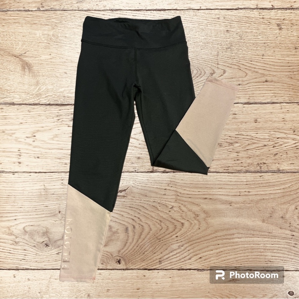 Peloton by Nualime Gray and Pink Neutral Colorblock Leggings